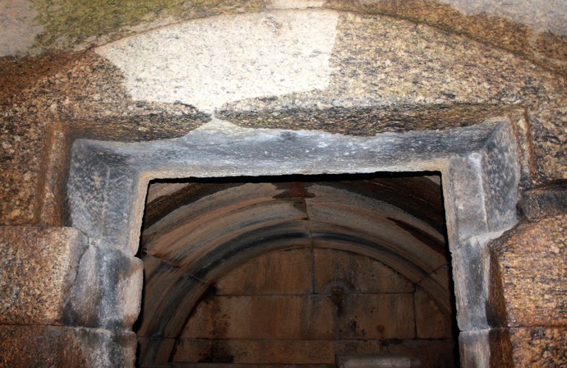 Fig. 2. The “Built Tomb” at Labraunda. View of the main chamber’s ceiling. Photo by author